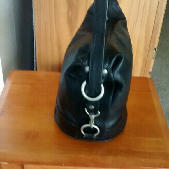Tano Black Leather Bucket Bag-EUC - Picture 4 of 8